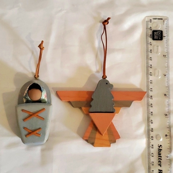 Vintage Ornaments Native Wood Pair Handmade Leather String - Picture 6 of 6